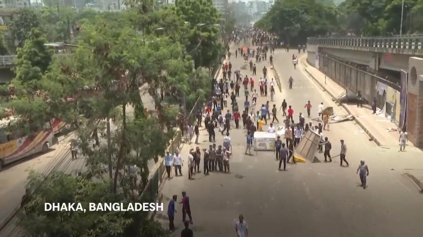 Student protesters take to streets of Dhaka as Bangladesh wracked by days of clashes | AP News