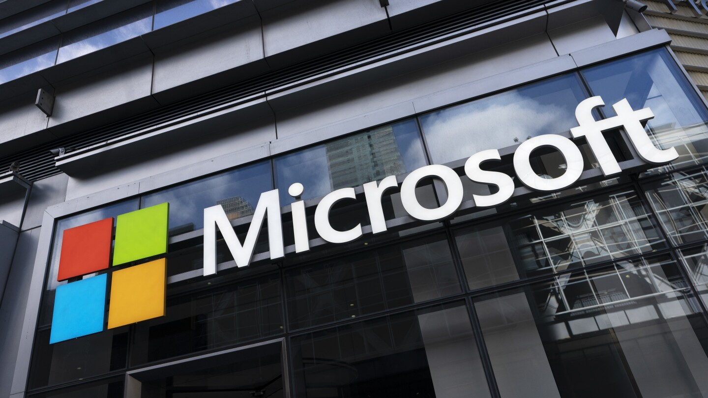 Microsoft users worldwide report widespread outages affecting banks, airlines and broadcasters