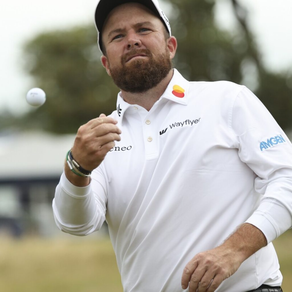 Shane Lowry keeps calm and carries British Open lead at Troon