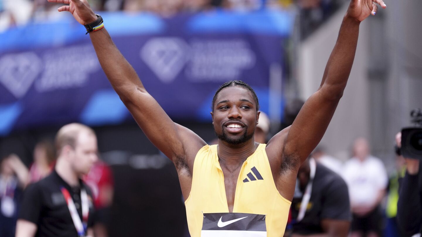 Noah Lyles warms up for Olympics by setting PB of 9.81 seconds to win 100 in London