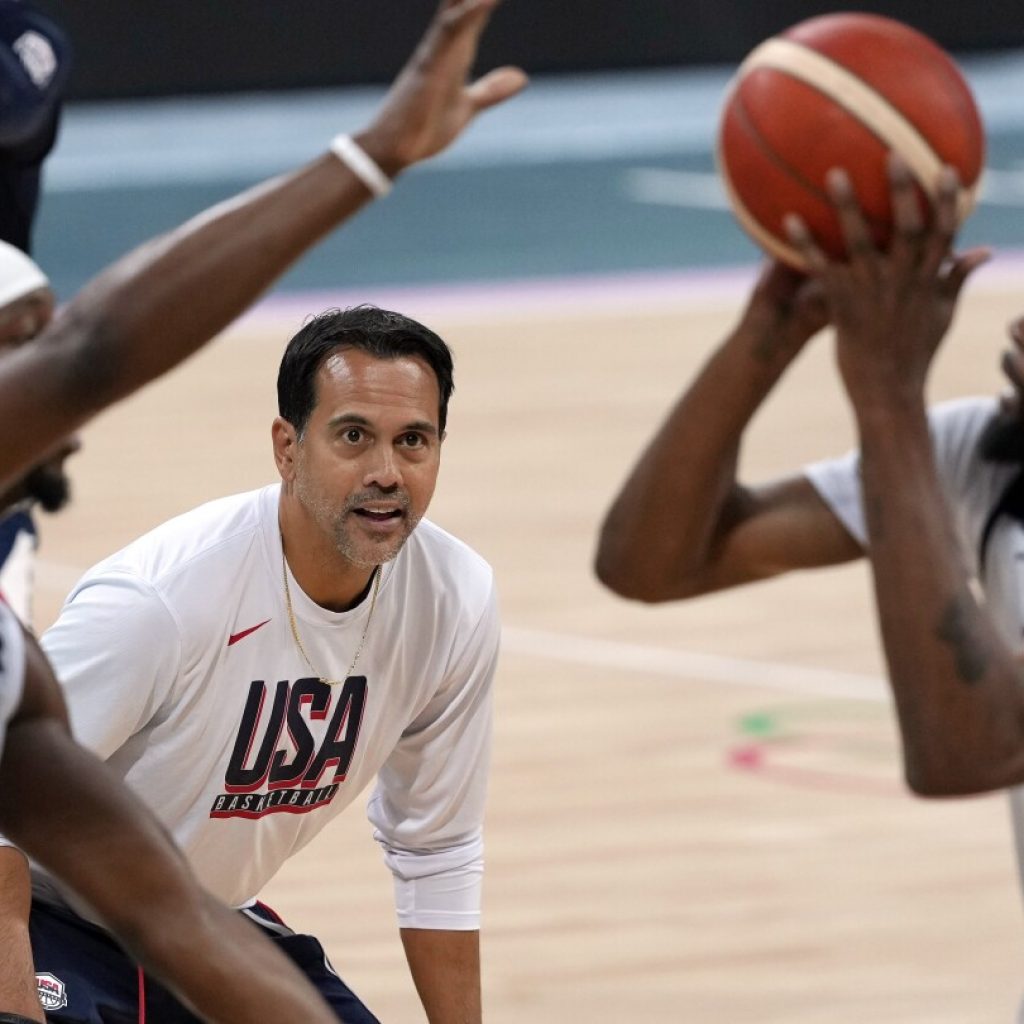 US Olympic basketball team is eager to find balance between being players and being fans