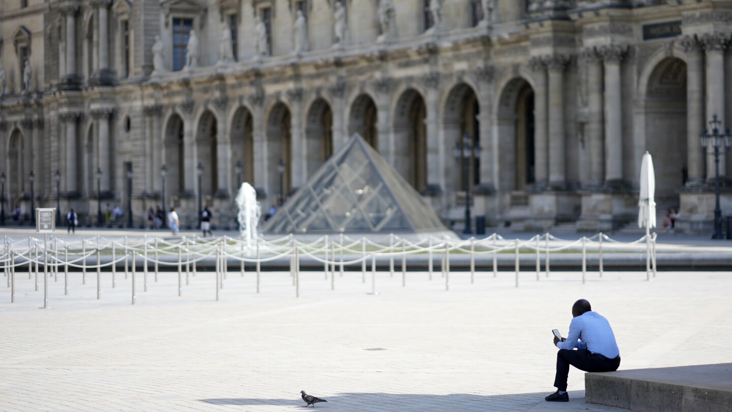 They expected an Olympic boon. But some Paris businesses are experiencing a bust