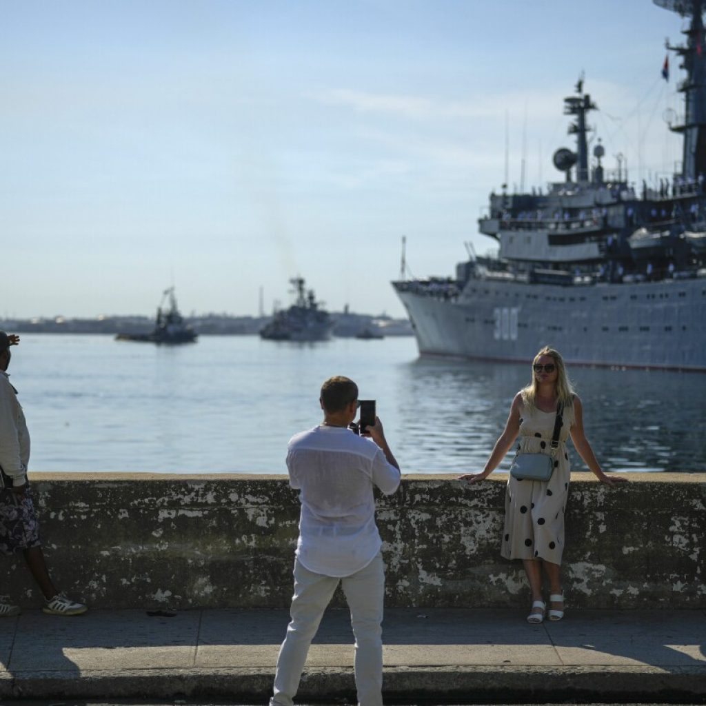 In a show of growing ties, Russian warships make a new visit to Cuban waters