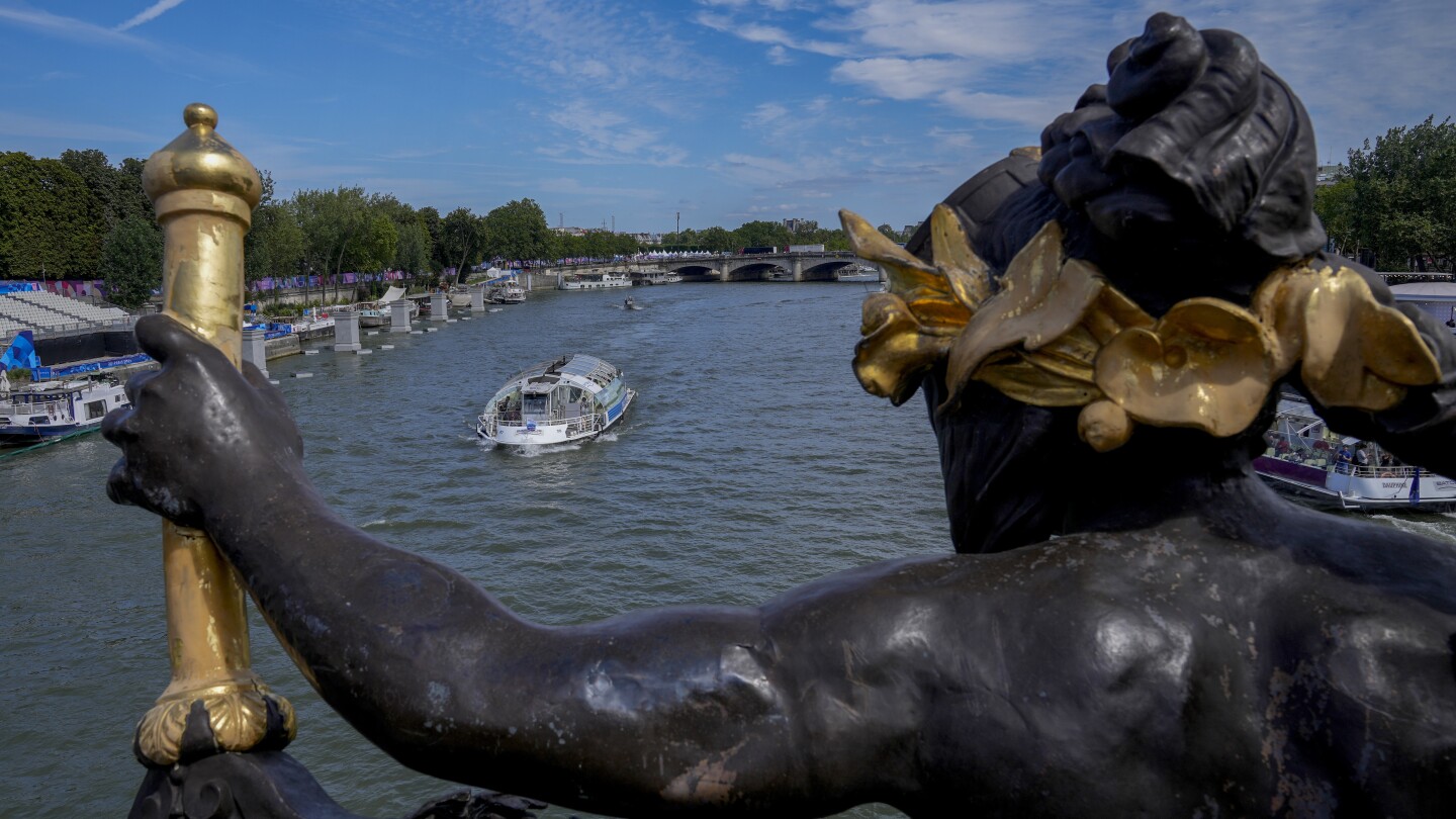 Triathlon cancels Olympic swim training for 2nd straight day due to poor water quality in Seine