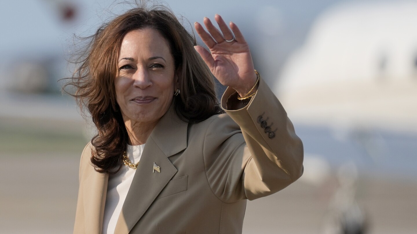 Harris is endorsed by border mayors in swing-state Arizona as she faces GOP criticism on immigration