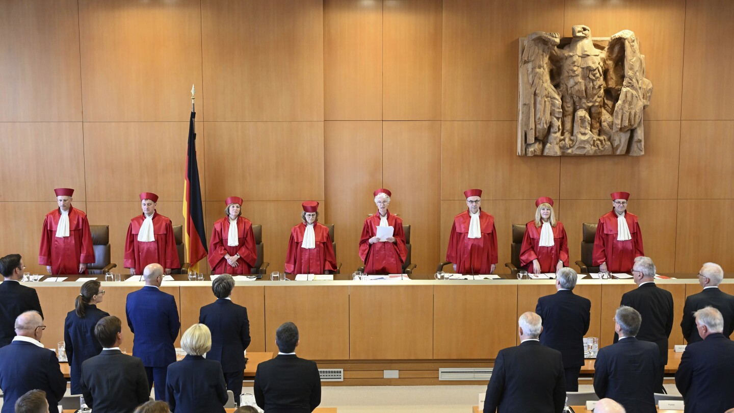 Top German court faults part of a plan to solve the country’s problem of too many lawmakers