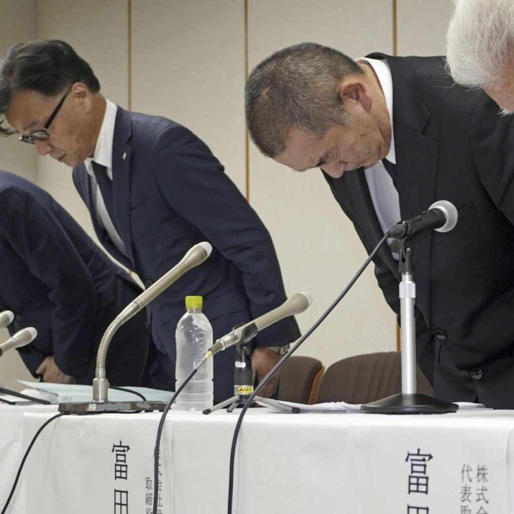 1 dead and dozens sickened after eating roasted eel from a Japanese department store