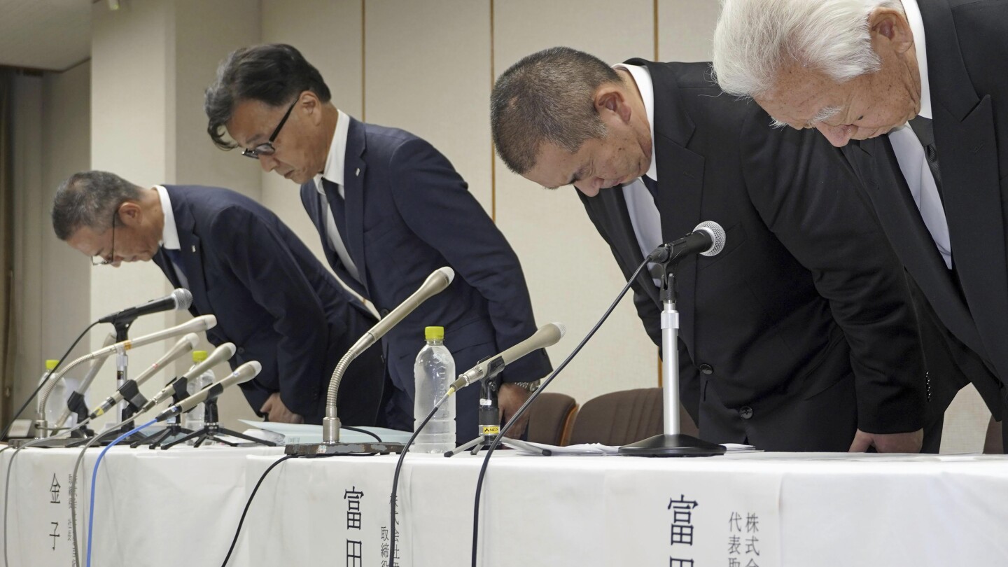 1 dead and dozens sickened after eating roasted eel from a Japanese department store