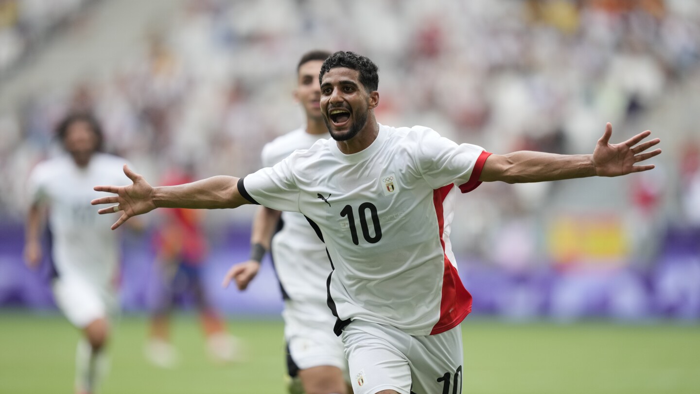 Egypt beats Spain 2-1 to reach men’s soccer quarterfinals at Paris Olympics