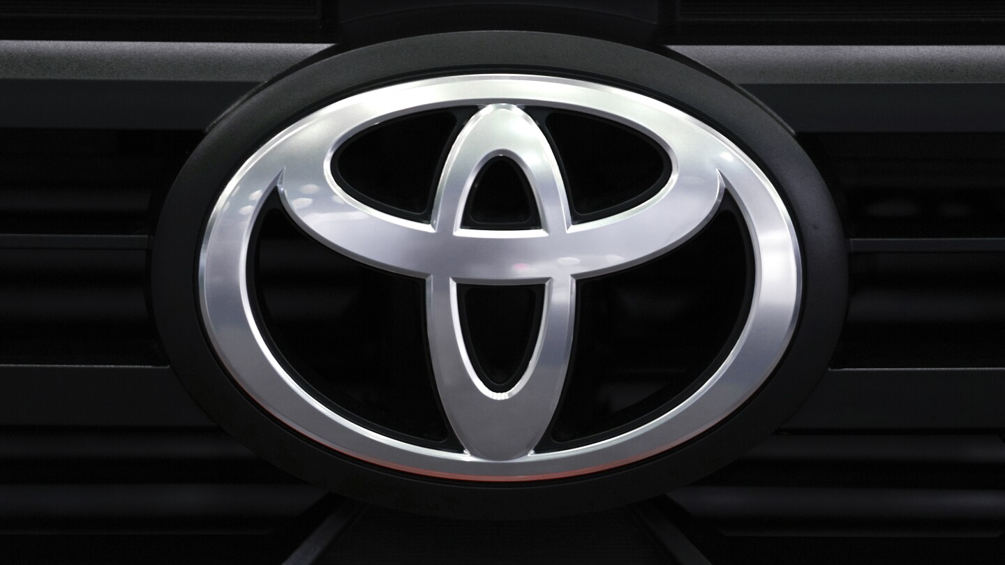 Japan’s top automaker Toyota acknowledges more certification cheating and apologizes