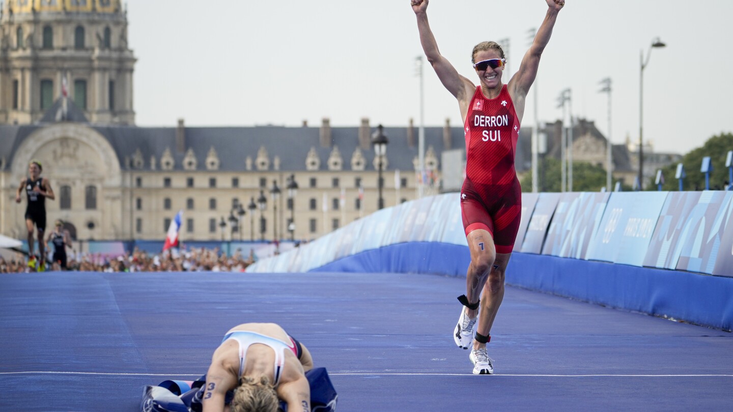 PHOTO COLLECTION: Paris Olympics Athletes Celebrate