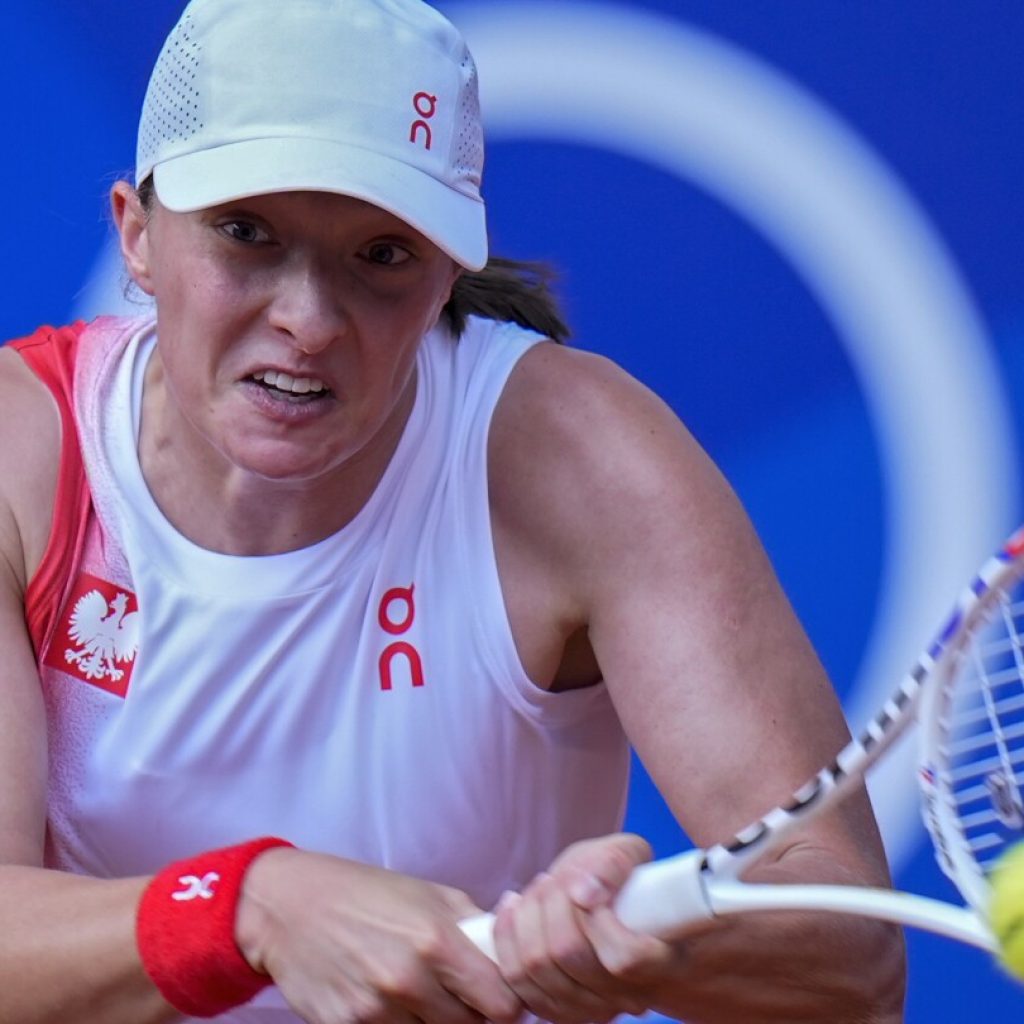 Iga Swiatek wins a bronze at the Paris Olympics for Poland’s first tennis medal at any Summer Games