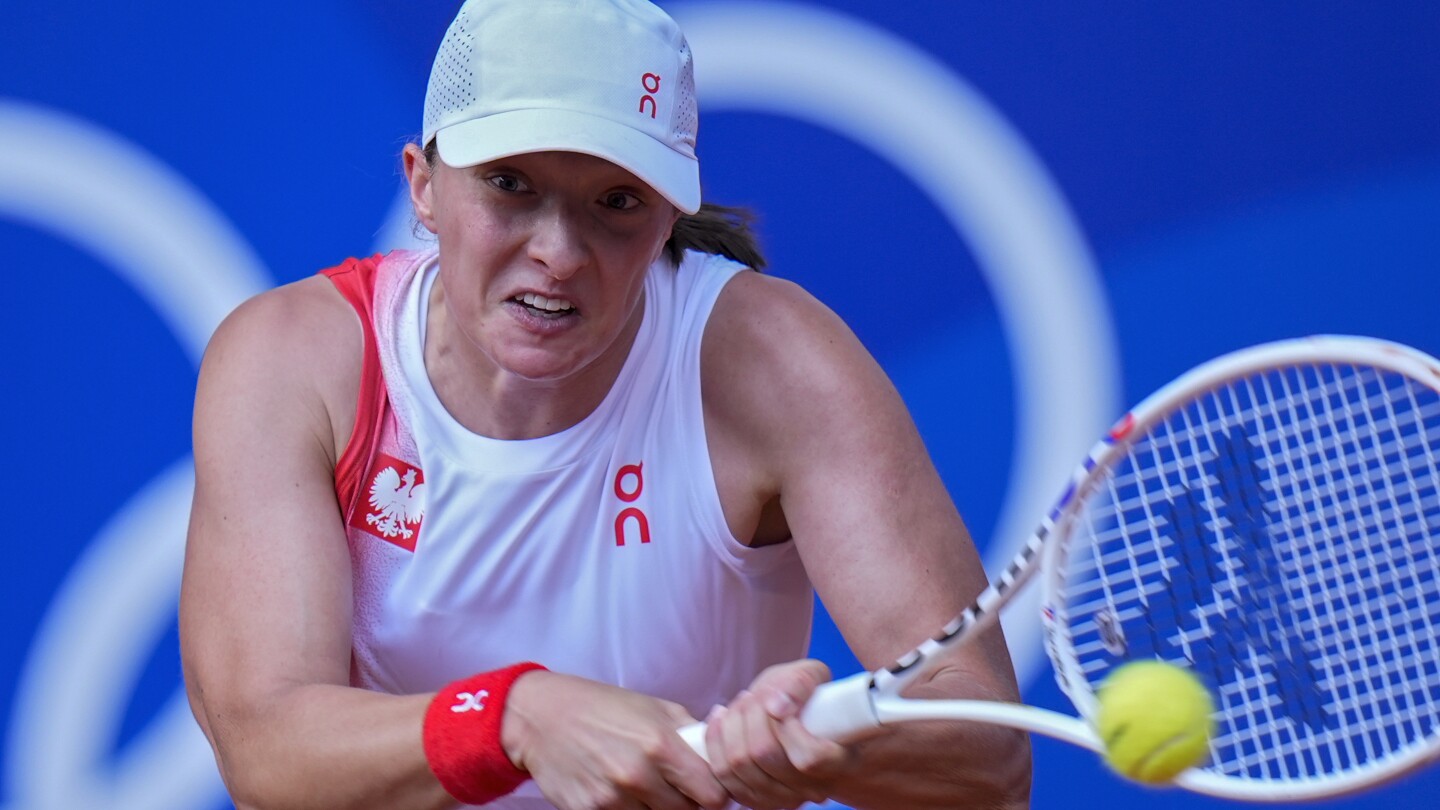 Iga Swiatek wins a bronze at the Paris Olympics for Poland’s first tennis medal at any Summer Games