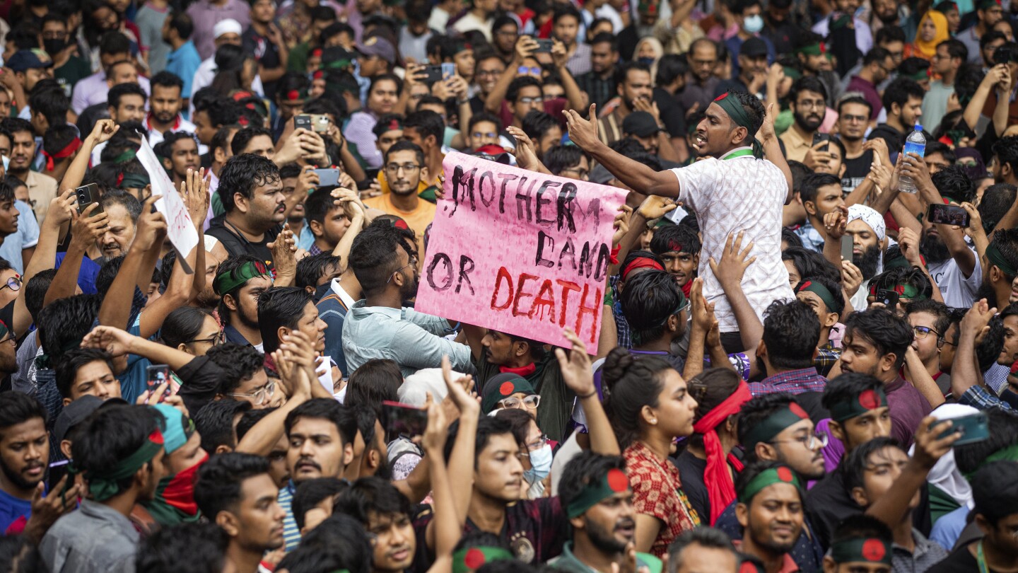 Protests continue in Bangladesh amid outrage over crackdown