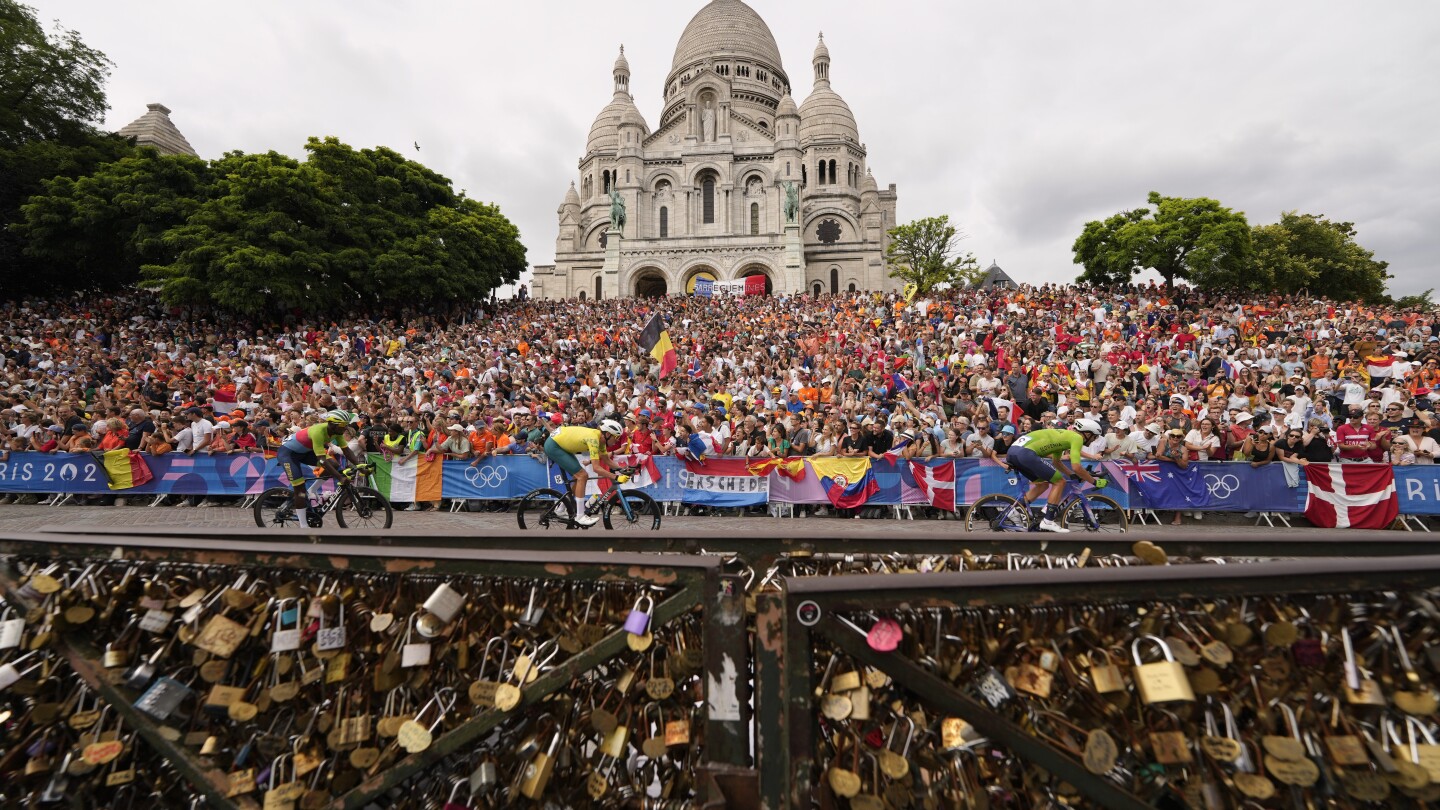 AP PHOTOS: Olympic highlights from Day 8 of the Paris Games