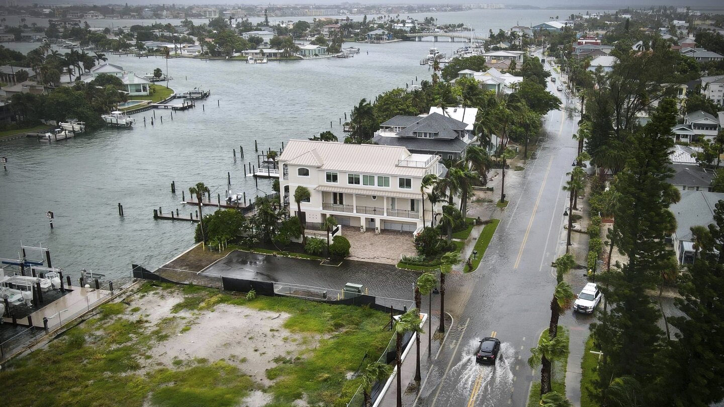 Hurricane Debby to bring heavy rains and catastropic flooding to Florida, Georgia and S. Carolina