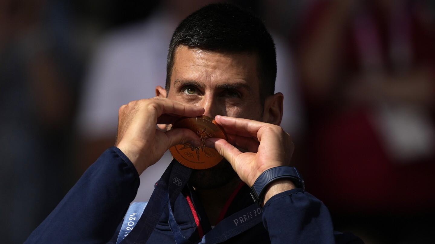 Tennis shifts from the Olympics to the US Open after golds for Novak Djokovic and Zheng Qinwen