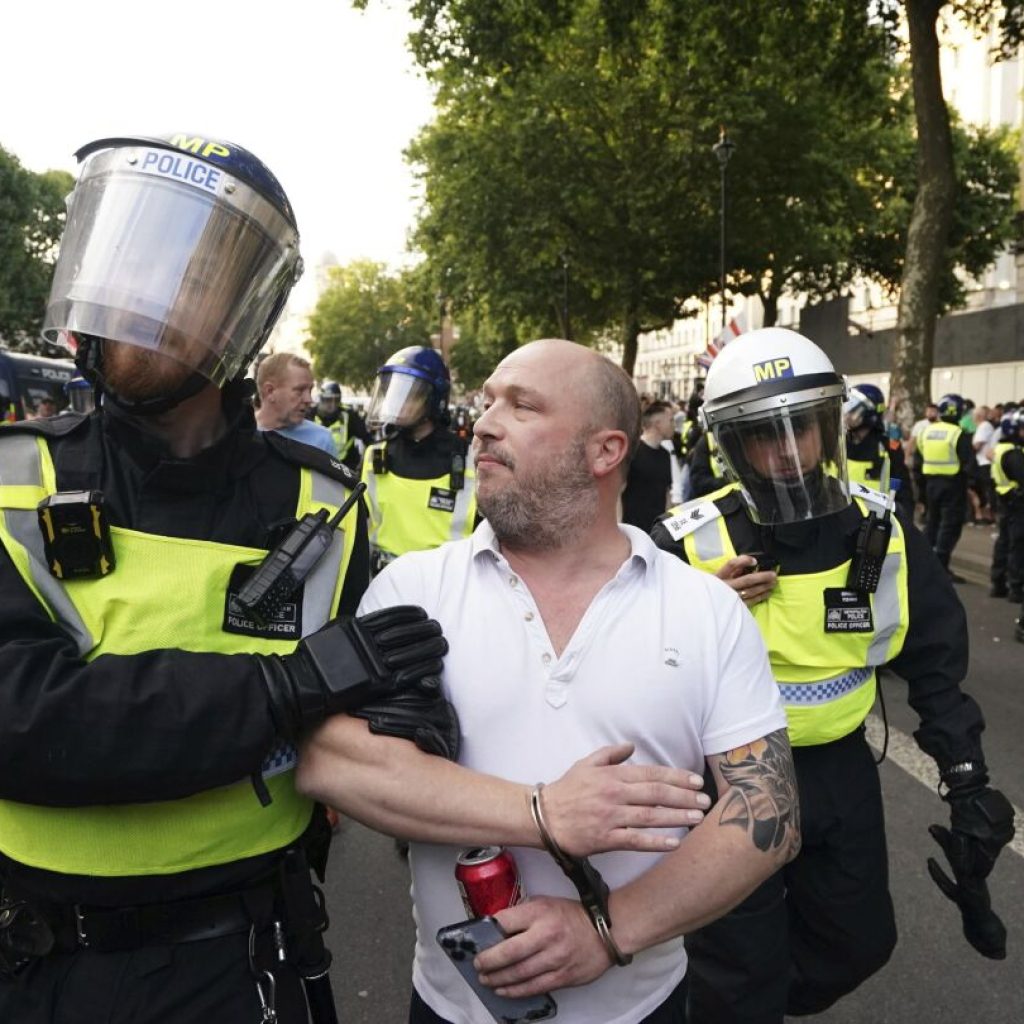 What’s behind the anti-immigrant violence that has exploded across Britain? Here’s a look