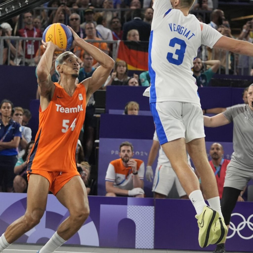 Worthy de Jong’s 2 in OT lifts the Netherlands over France to win gold in men’s 3×3 at Paris Games