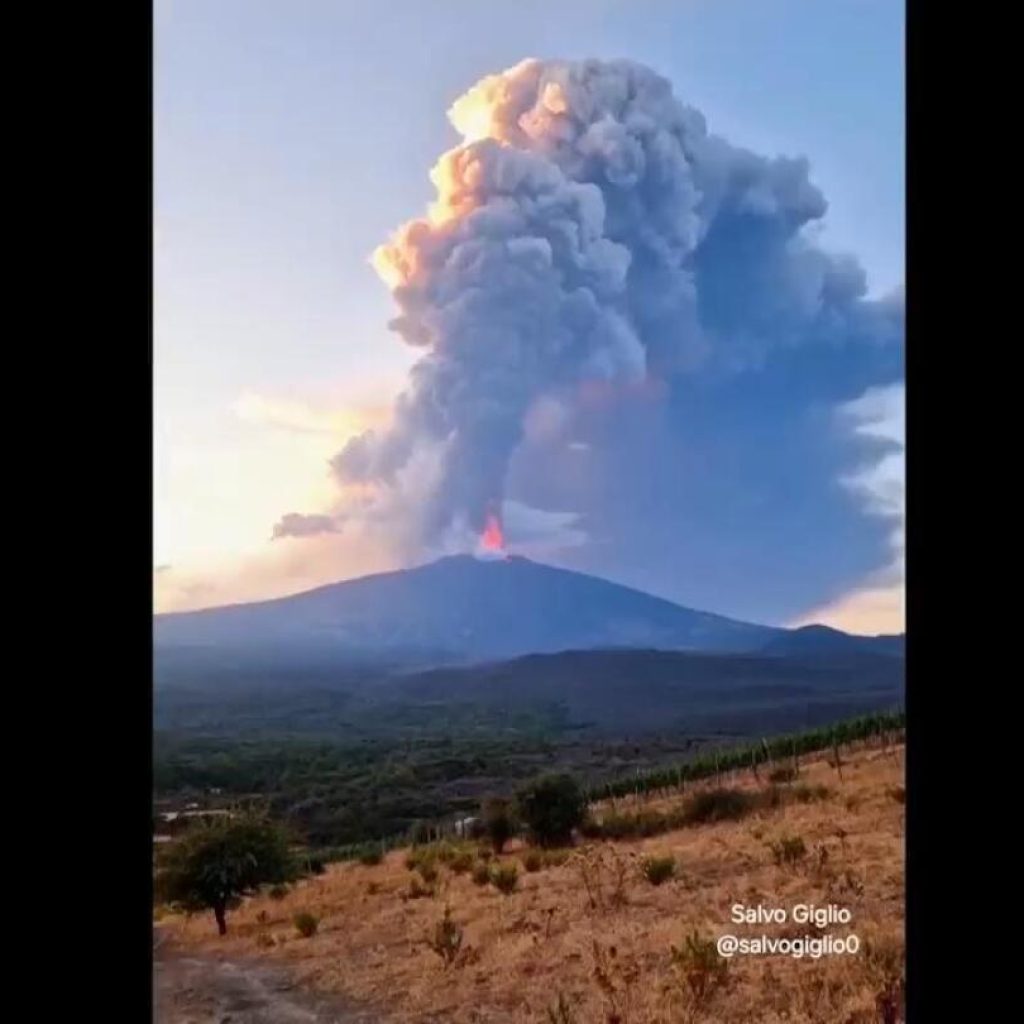 Italy’s Mount Etna erupts with lava fountains and 10-kilometre-high volcanic cloud | AP News