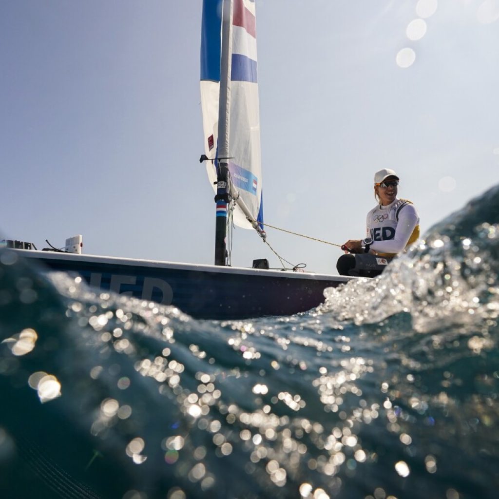 Fickle winds scuttle medal races again, now in the biggest, most diverse Olympic sailing class