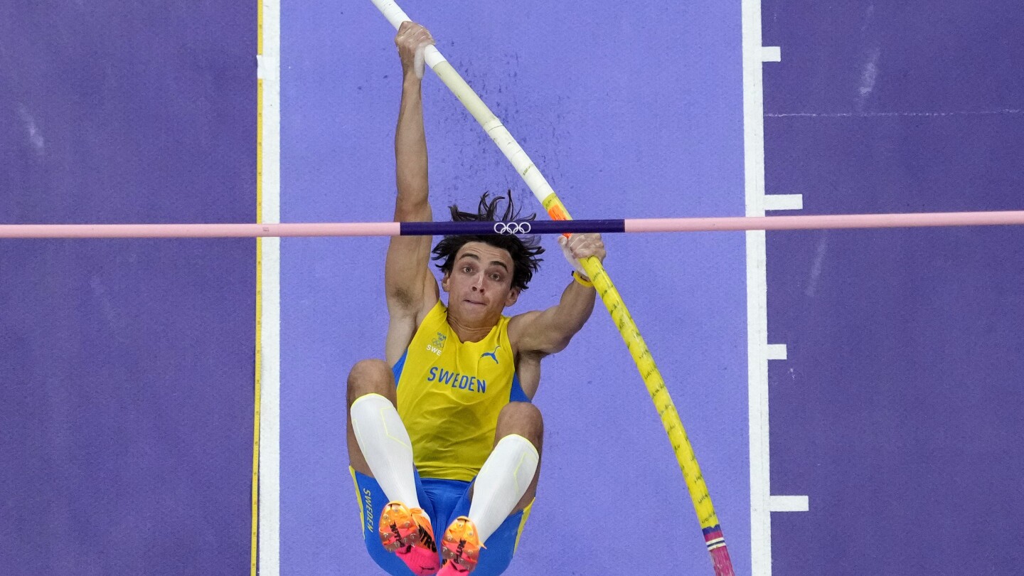 Armand “Mondo” Duplantis breaks pole vault world record in gold-medal performance at Olympics