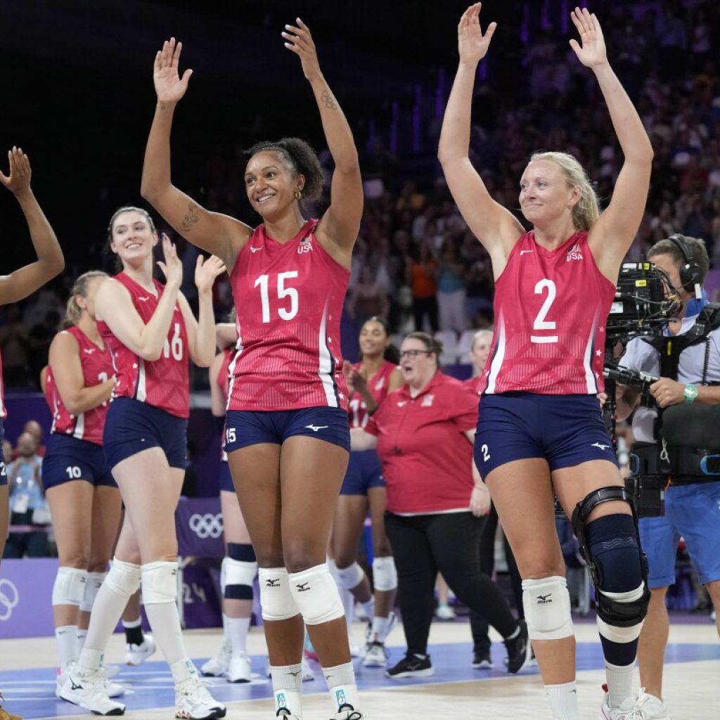 US women’s volleyball team advances to semifinal with straight-set win against Poland