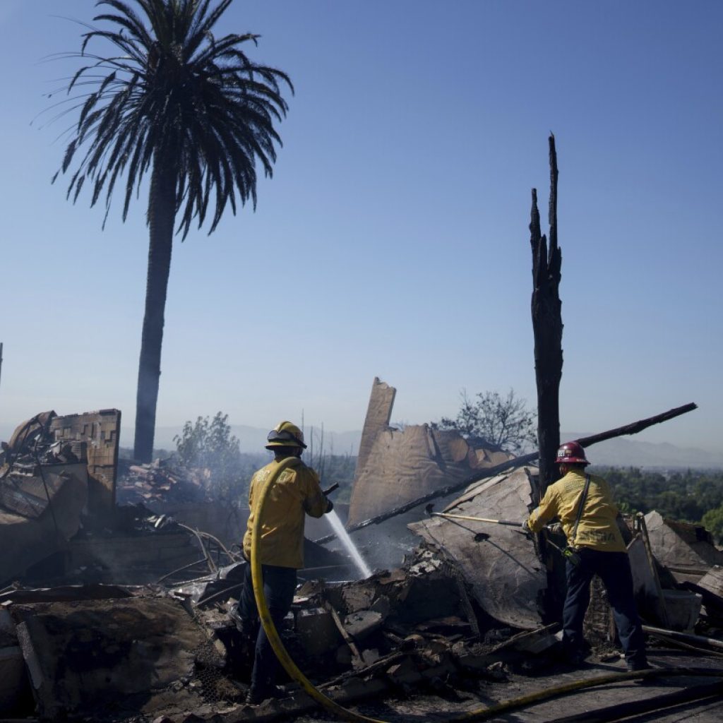 Fast-moving Southern California wildfire torches hillside homes, forcing evacuations