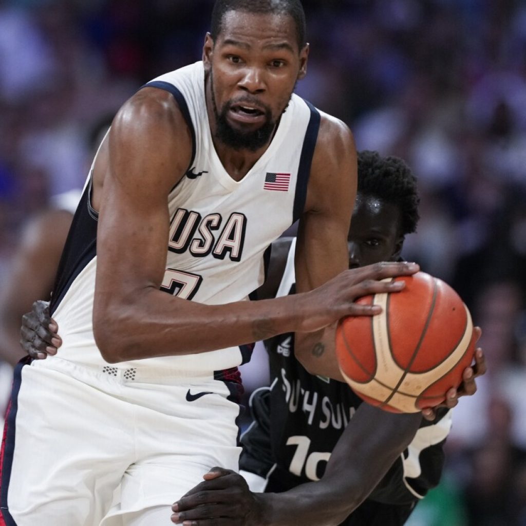 Kevin Durant passes Lisa Leslie for career US Olympic scoring record