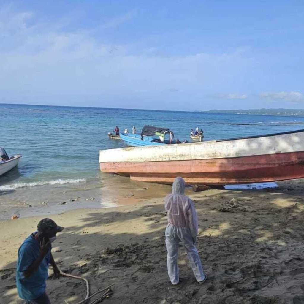 Dominican Republic trying to identify the remains of 14 decomposed bodies found on abandoned vessel