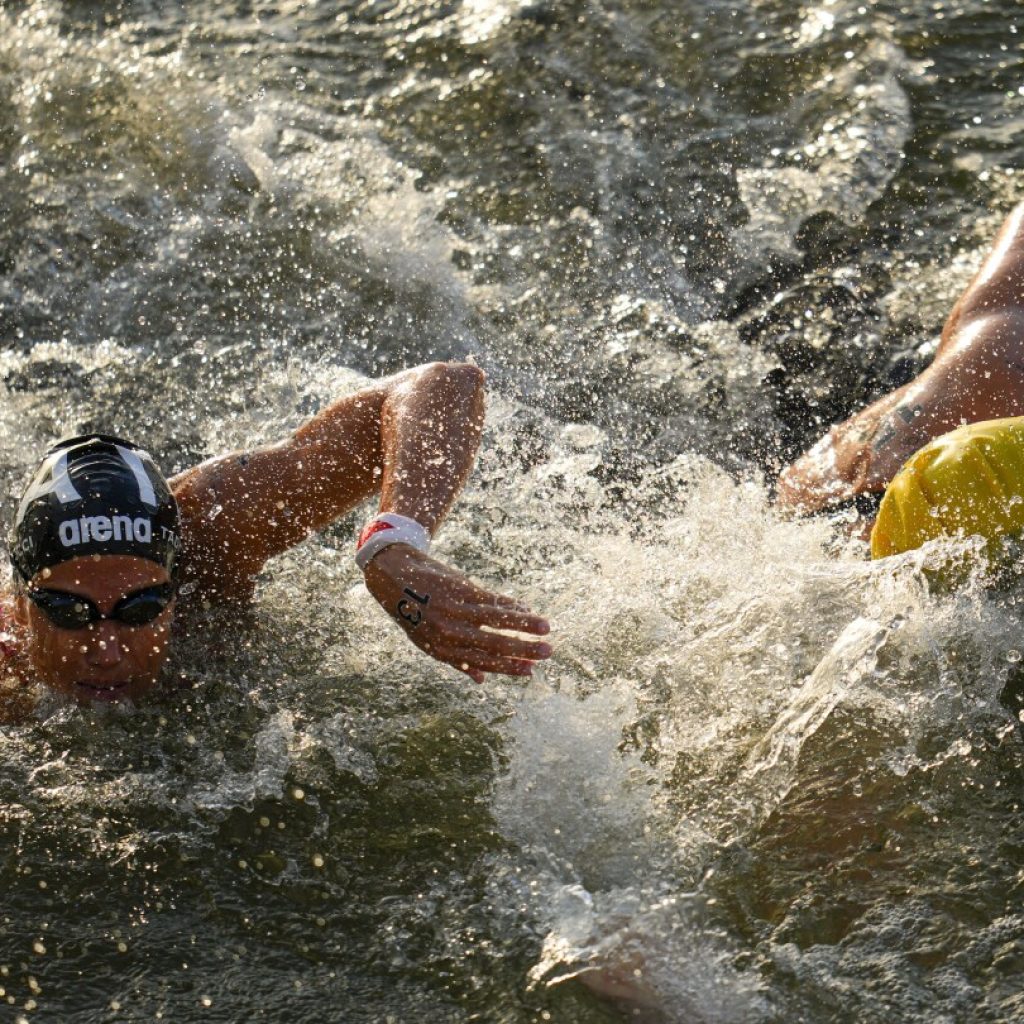 Castibg aside concerns about the Seine, Sharon van Rouwendaal wins more Olympic gold in open water