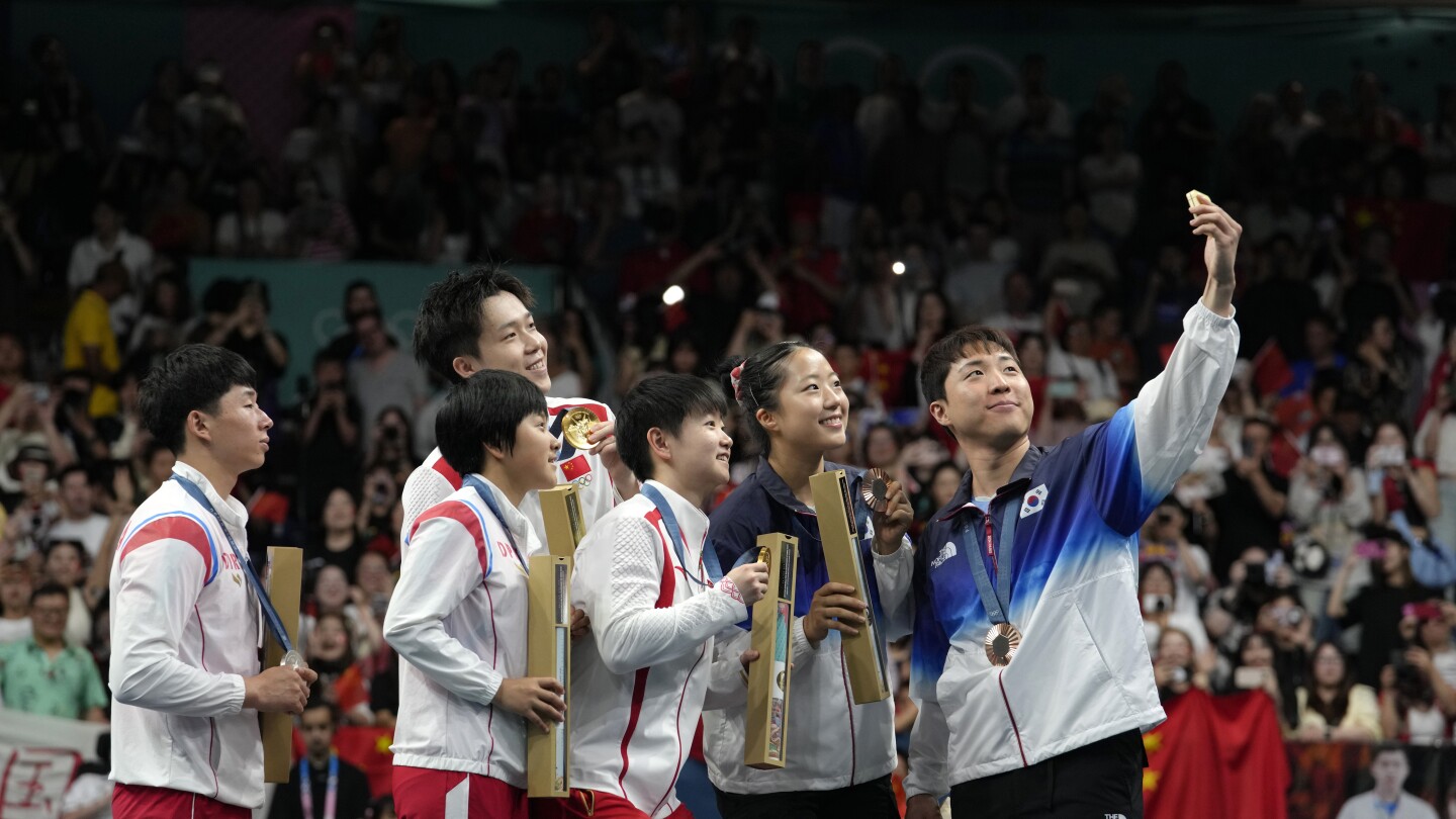 Those Samsung smartphones given to Olympic athletes? They may violate sanctions on North Korea