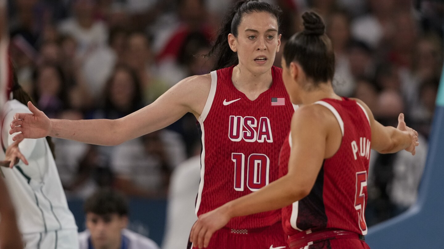 Breanna Stewart, other moms on US women’s basketball team enjoy rare moments chasing Olympic history