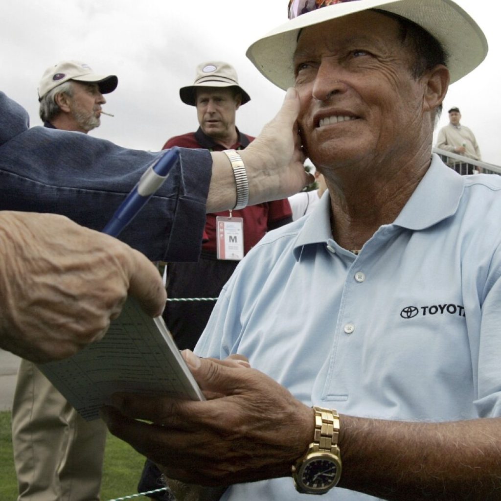 Chi Chi Rodriguez, Hall of Fame golfer known for antics on the greens, dies at 88