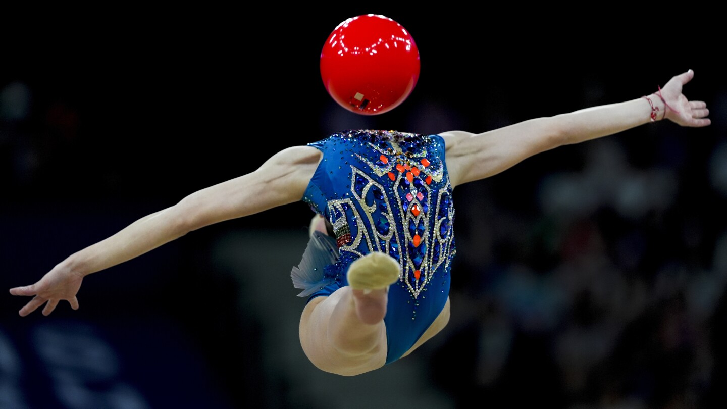 One Extraordinary (Olympic) Photo: Francisco Seco captures unusual image at rhythmic gymnastics