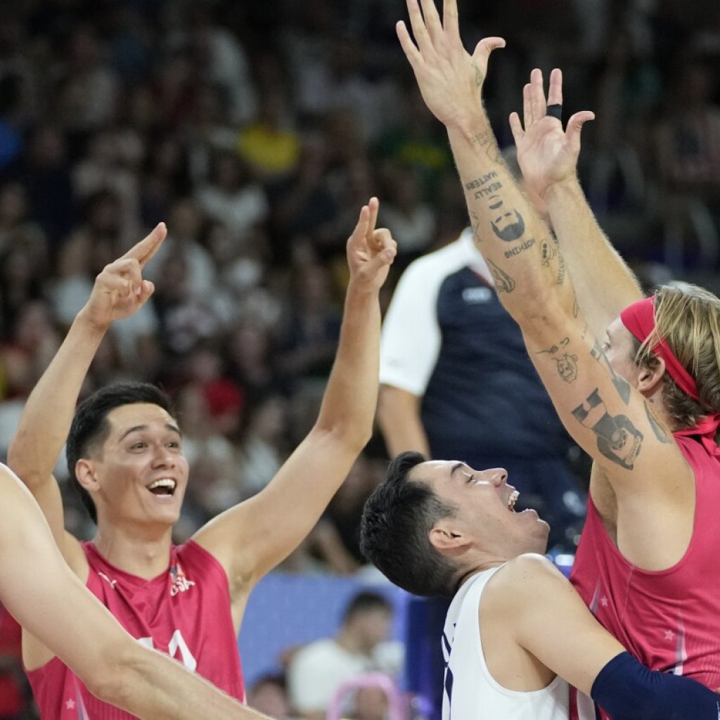 U.S. men win volleyball bronze medal at the Paris Olympics, beating Italy in straight sets