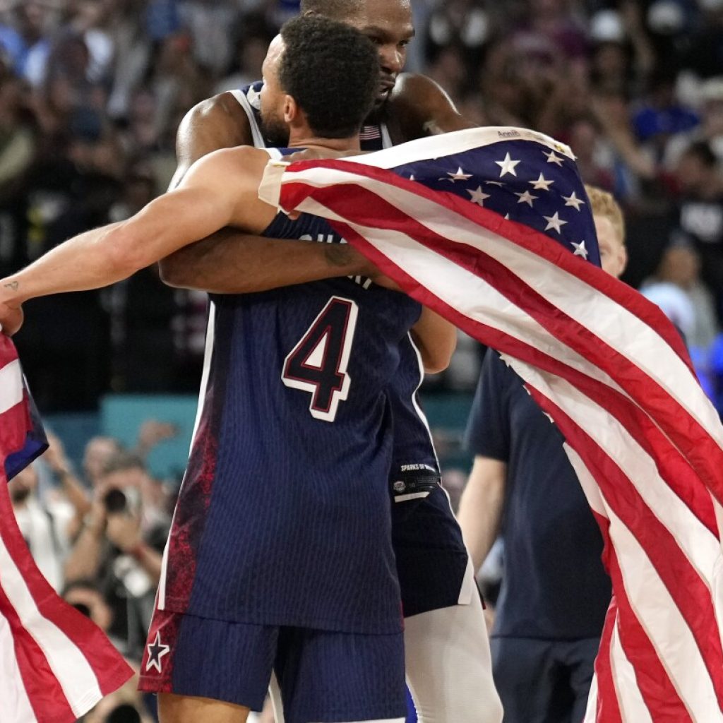 Inside the Stephen Curry flurry: How 4 shots sealed another gold for the US in Olympic basketball