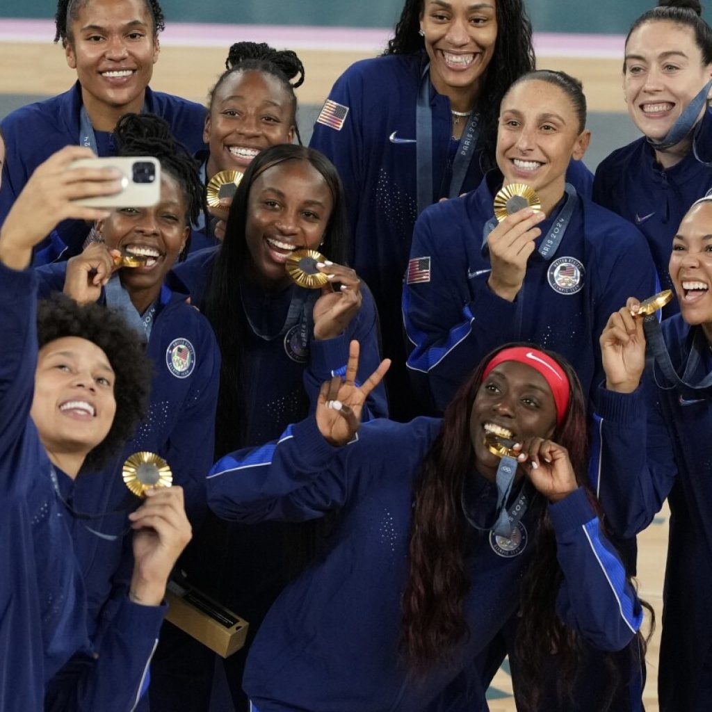 US ties China in Paris Olympics gold medal count after Americans’ nail-biting women’s hoops win