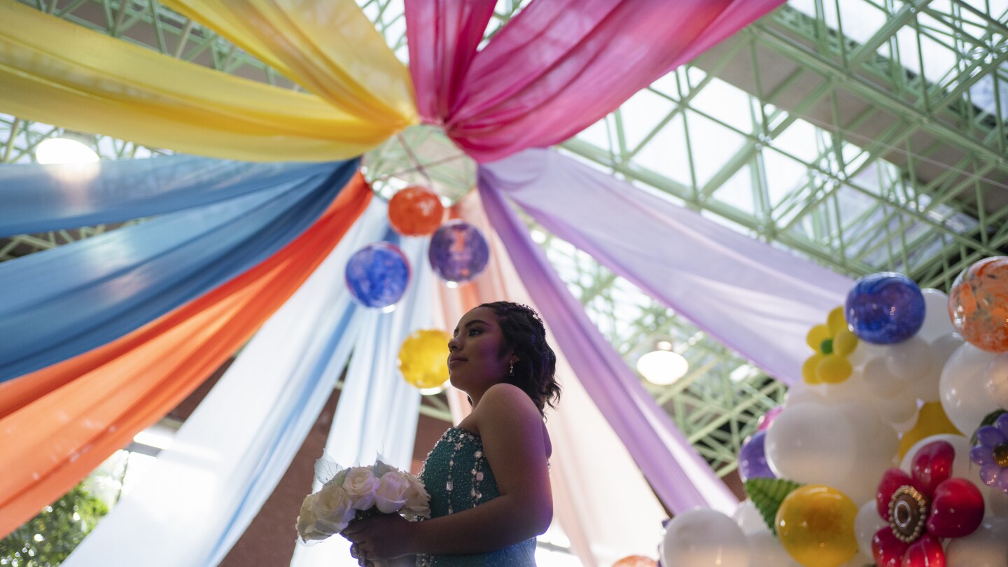 How a Mexico City hospital transforms into a coming-of-age celebration for its patients