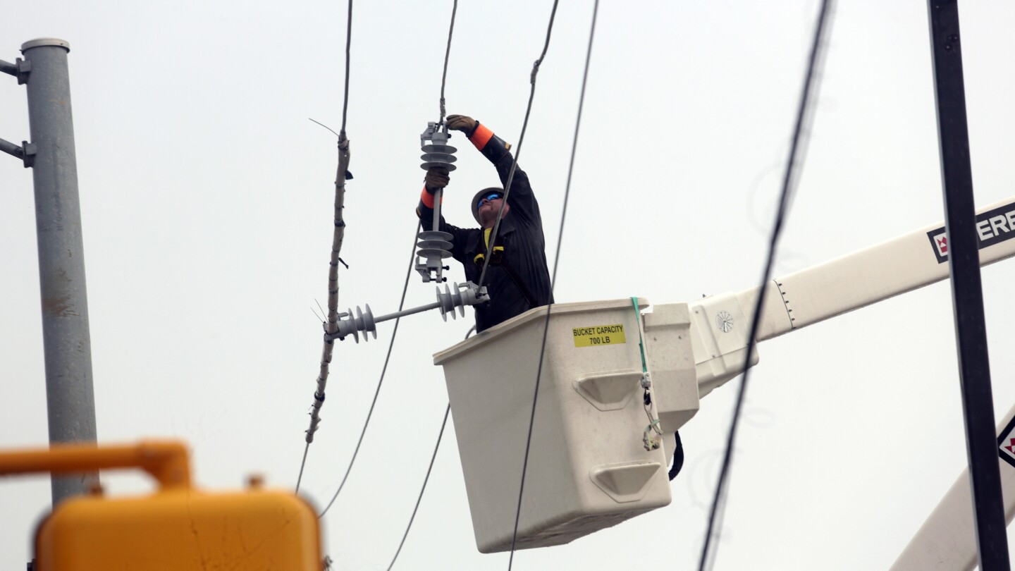 Texas launches new investigation into Houston’s power utility following deadly outages after Beryl