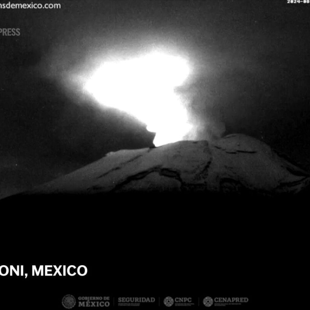 Mexico’s Popocateptl volcano spews clouds of gas and ash | AP News