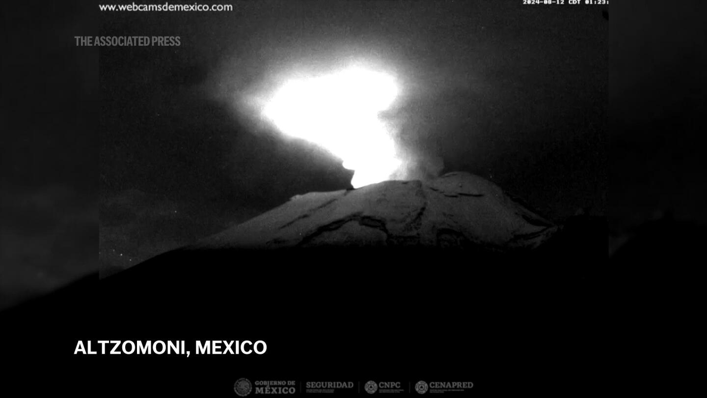 Mexico’s Popocateptl volcano spews clouds of gas and ash | AP News