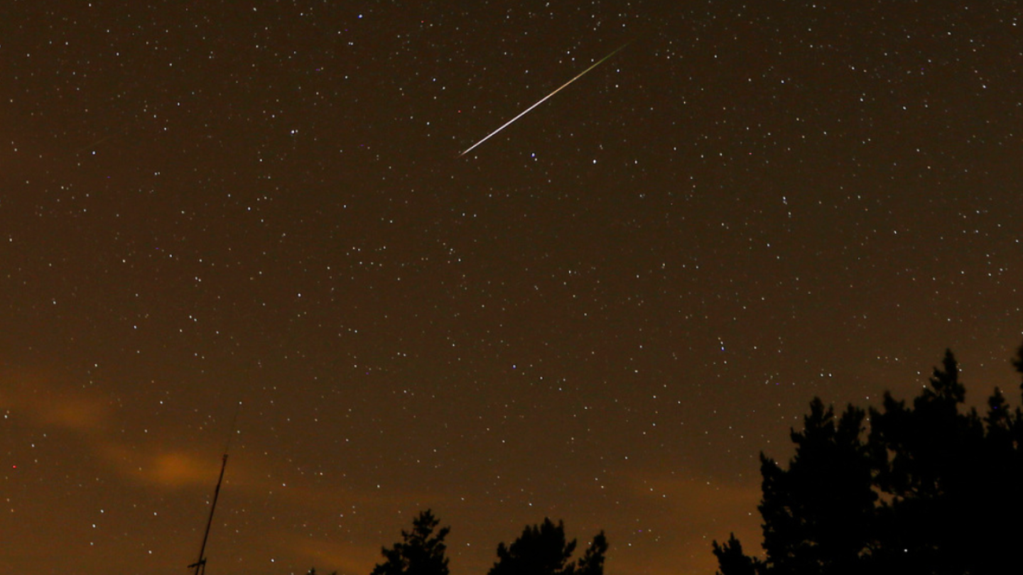 Perseid meteor shower dazzles in night sky over Bosnia | AP News