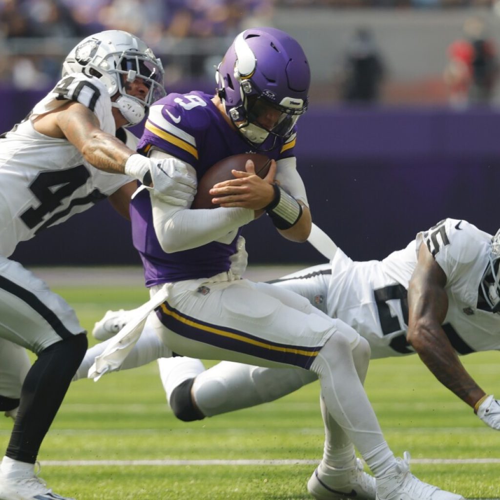 Vikings QB McCarthy needs surgery on meniscus tear in right knee, a big setback in rookie’s progress