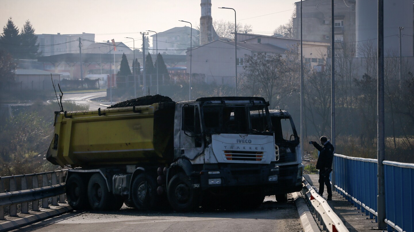 Kosovo’s prime minister calls for fully reopening a bridge in Mitrovica. But the West is wary