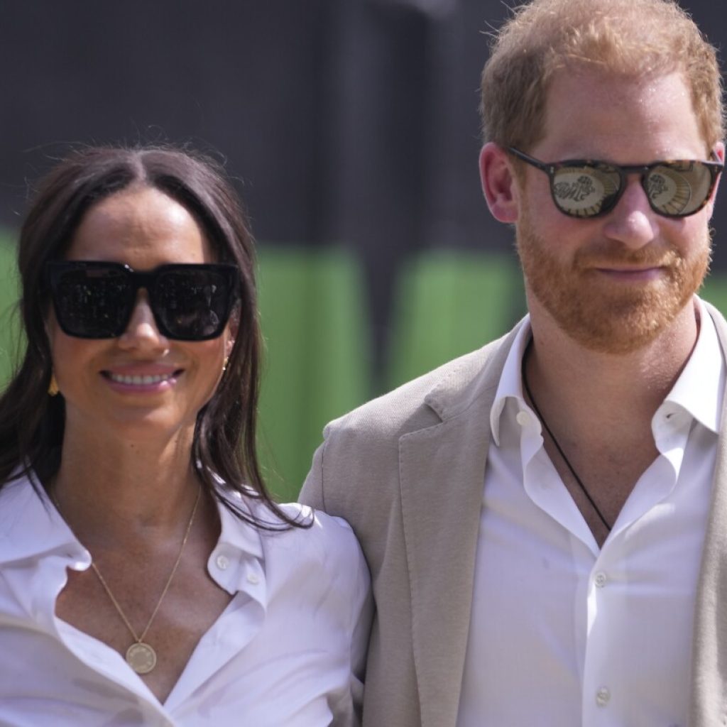 Prince Harry and Meghan arrive in Colombia to promote mental health and combat cyberbullying