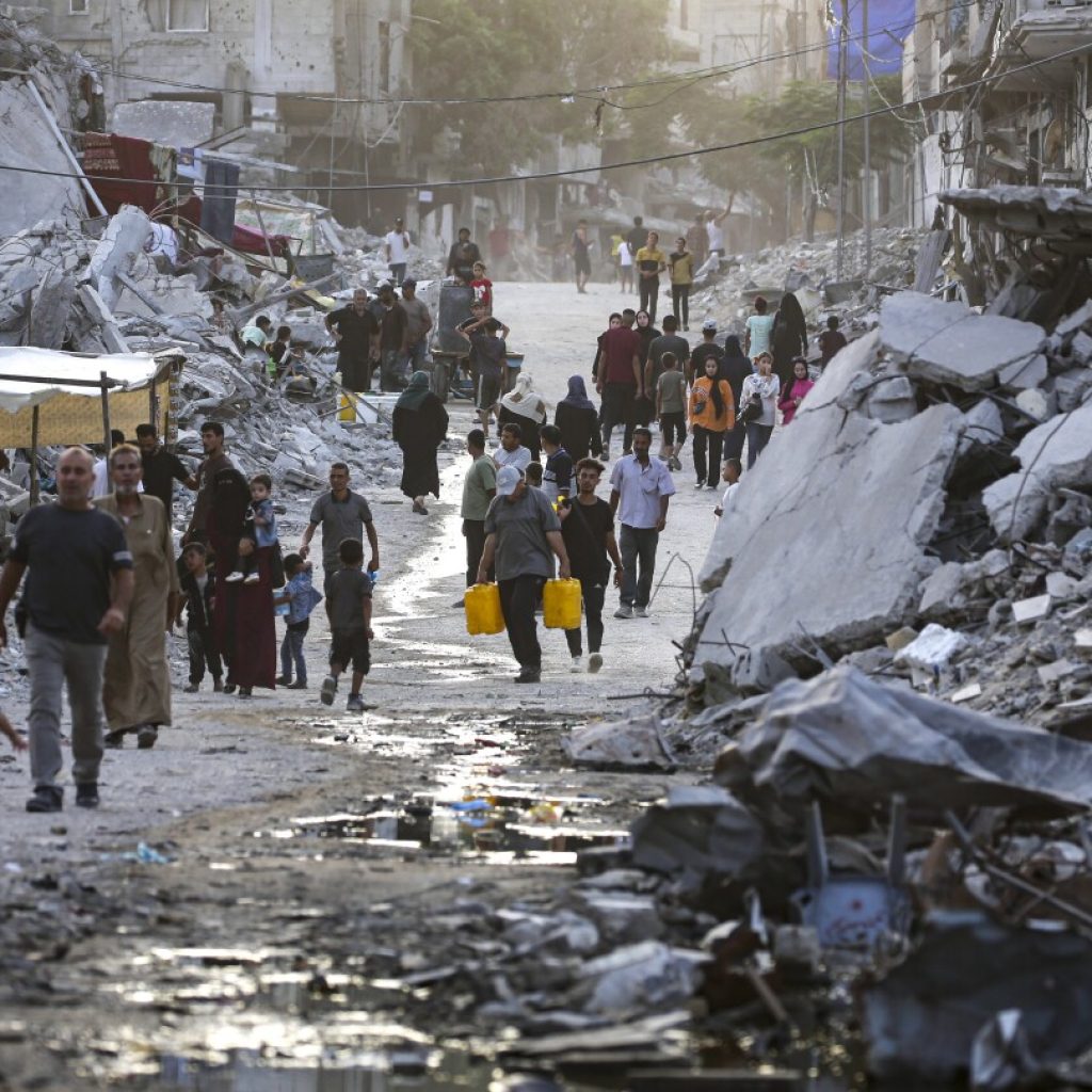 Aid groups in Gaza aim to avert a polio outbreak with a surge of vaccinations