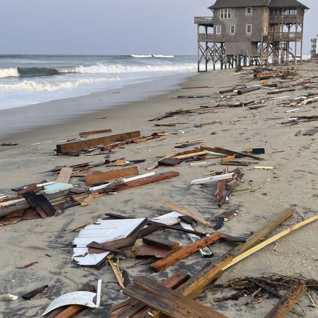 Tropical Storm Ernesto sends powerful swells, rip currents to US East Coast