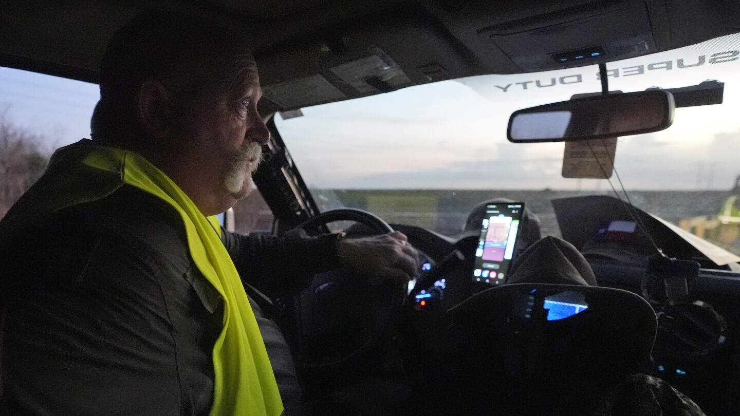 A hunter’s graveyard shift: grabbing pythons in the Everglades