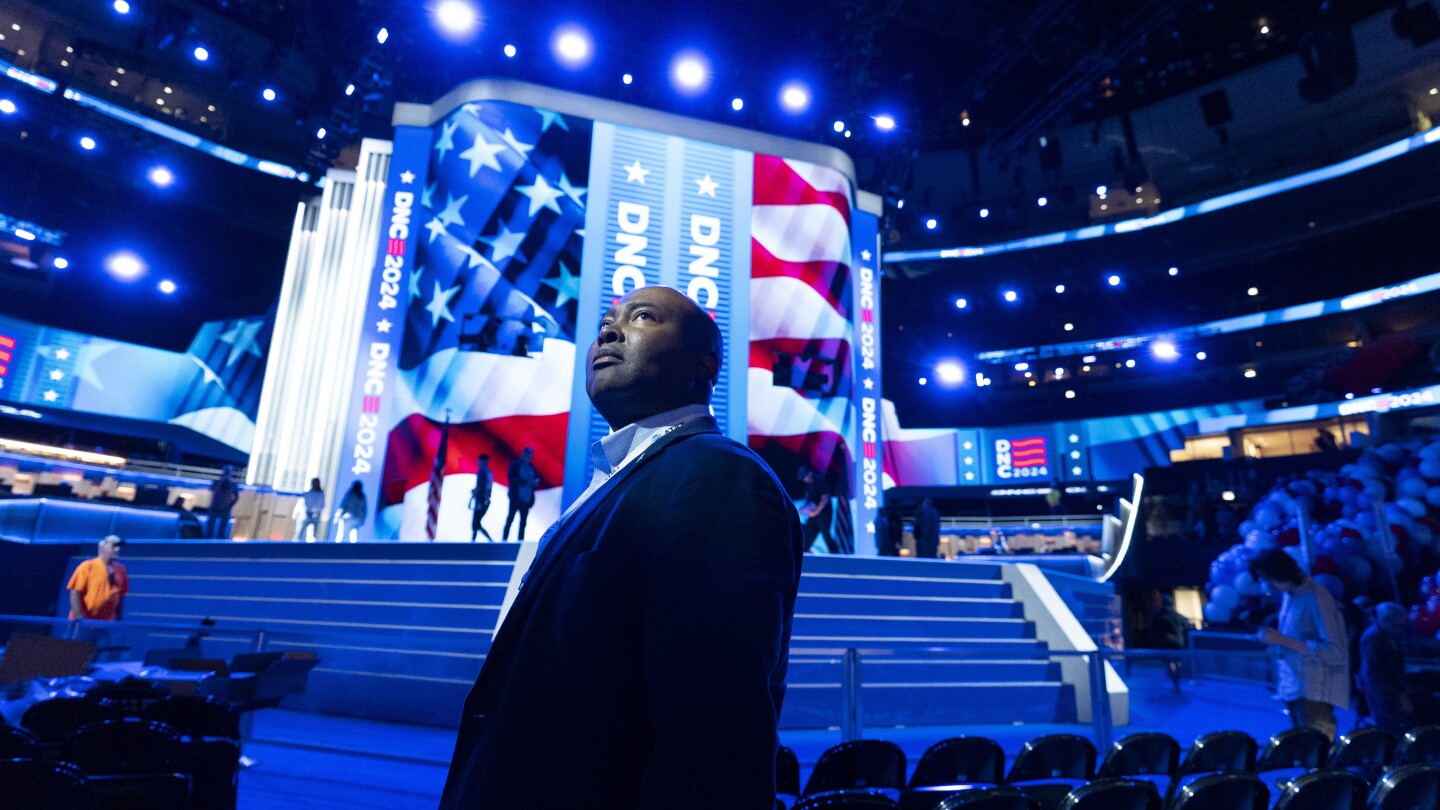 PHOTO COLLECTION: DNC Preparations